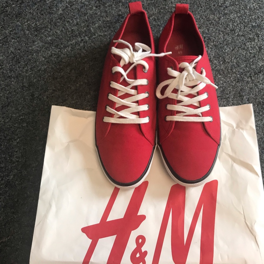 H&M Red Canvas Tennis Shoes,